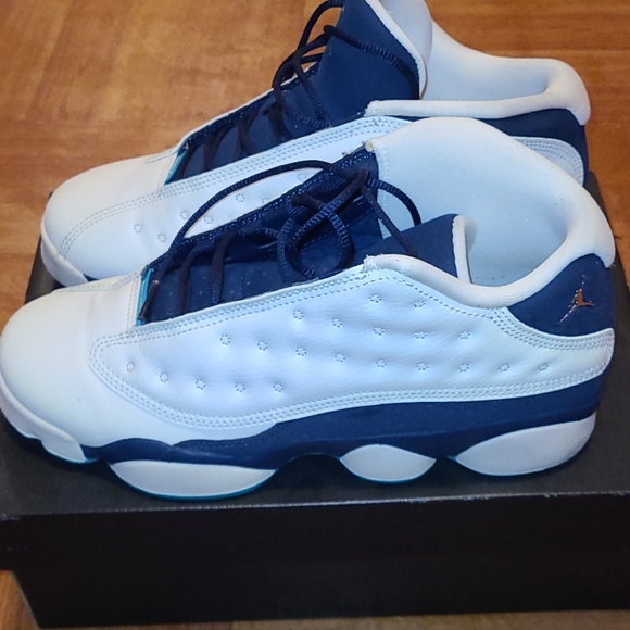 COPY - Jordan 13 low - Picture 2 of 4